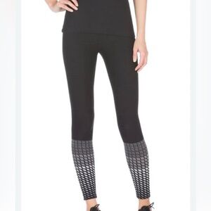 NWOT Koral Leggings Small